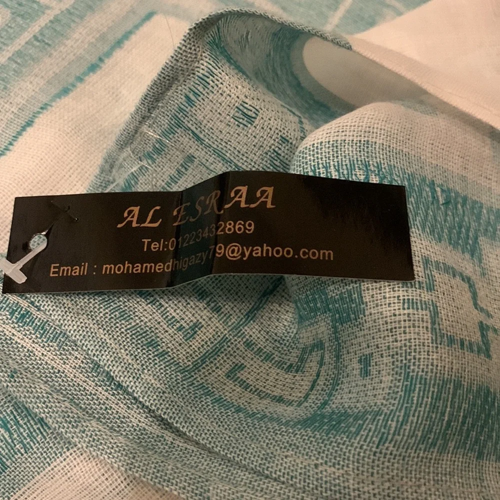 Scarf - Picture 2 of 3